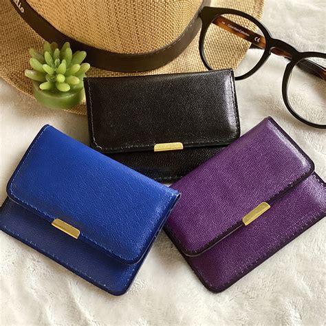 Women’s Wallets & Small Leather Goods 